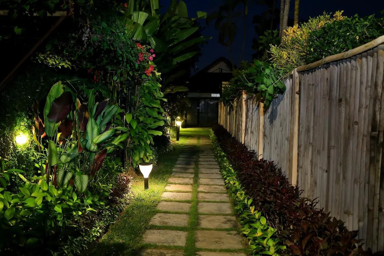Sasa Bali Villas Seminyak  3*, Seminyak (Bali)
